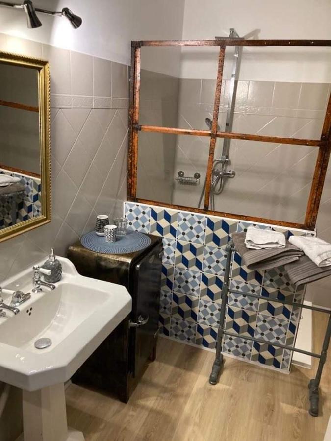 Chez Les Brocs B&B Canet  Ngoại thất bức ảnh